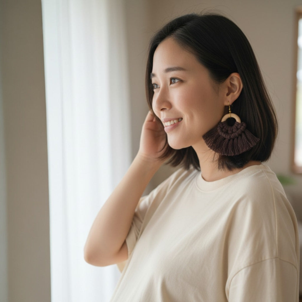 マクラメ ピアス ウッドリング Brown