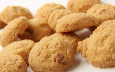 Macadamia nut cookie bag