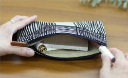 Gap Pouch Handwritten Check