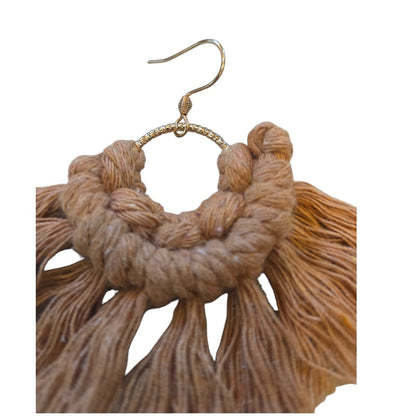 マクラメ　ピアス　ゴールドリング　camel