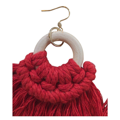 マクラメ　ピアス　ウッドリング　Red