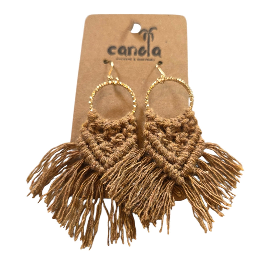 マクラメ　ピアス　ゴールドリング　Brown