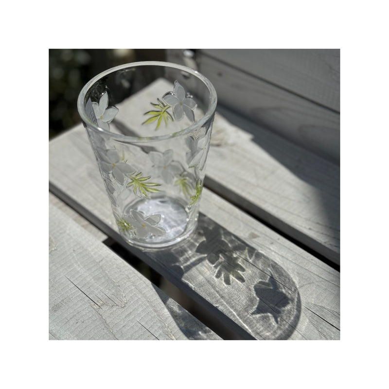 Plumeria pattern tumbler